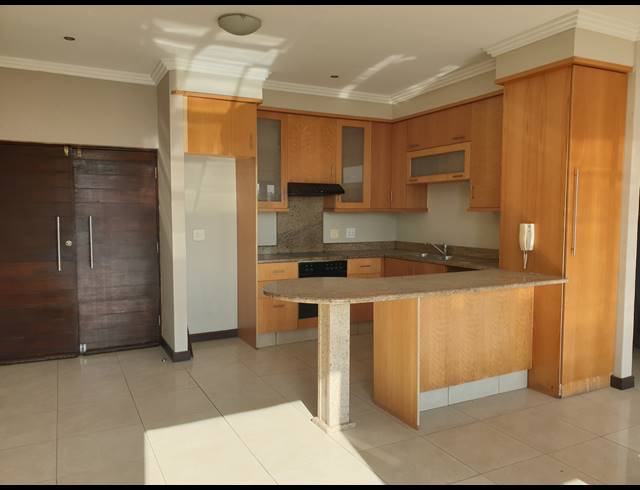 2 BEDROOM APARTMENT FOR SALE IN UMHLANGA RIDGE